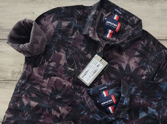 Croped Uniqlo Print Shirt